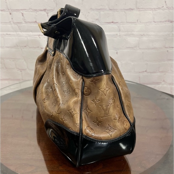 LOUIS VUITTON Limited Edition Taupe Monogram Embossed Leather Polly Bag EUC - Picture 8 of 17